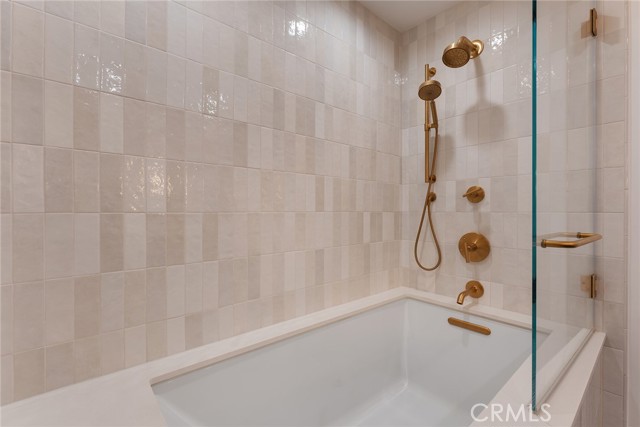 Detail Gallery Image 31 of 42 For 5607 Royer Ave, Woodland Hills,  CA 91367 - 4 Beds | 2 Baths
