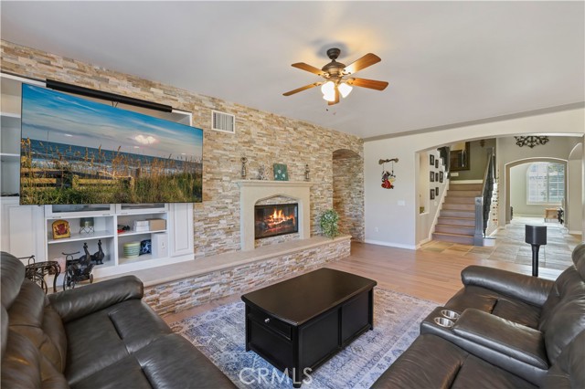 Image 10 of 63 For 26161 Quartz Mesa Lane