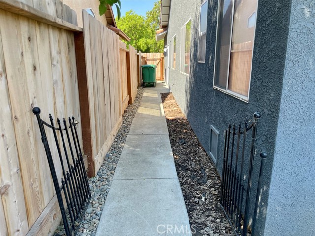 Detail Gallery Image 40 of 41 For 224 Stonewood Dr, Los Banos,  CA 93635 - 3 Beds | 2 Baths