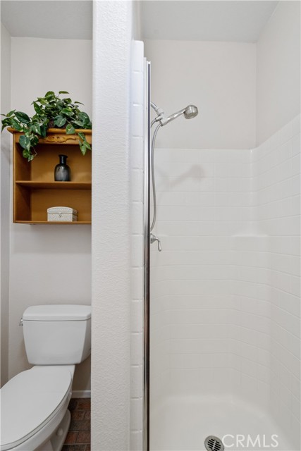 Detail Gallery Image 31 of 40 For 28003 Dickason, Valencia,  CA 91354 - 2 Beds | 2 Baths