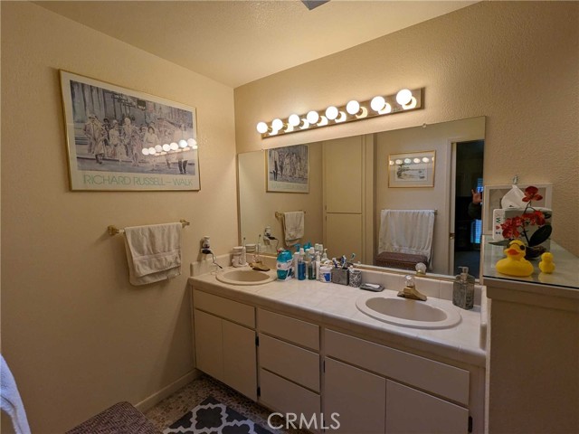 Detail Gallery Image 12 of 22 For 240 Estates Dr #1,  Chico,  CA 95928 - 2 Beds | 2 Baths