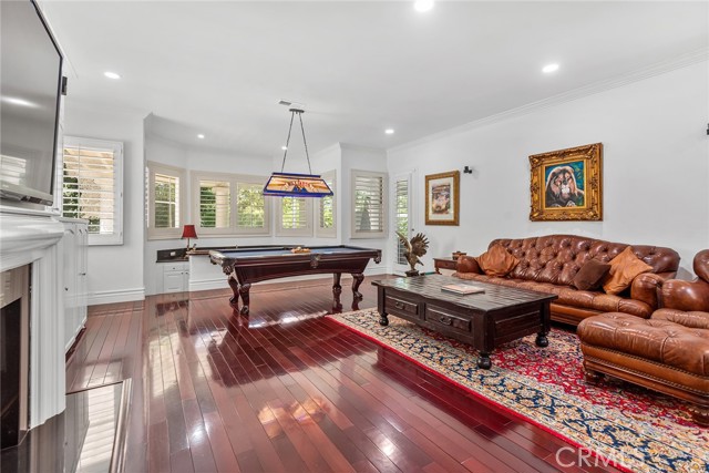 Detail Gallery Image 11 of 31 For 5267 Newcastle Ln, Calabasas,  CA 91302 - 6 Beds | 6 Baths