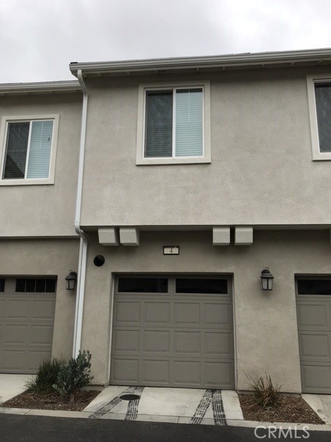 Detail Gallery Image 4 of 26 For 16570 Wyndham Ln #4,  Fontana,  CA 92336 - 2 Beds | 2/1 Baths