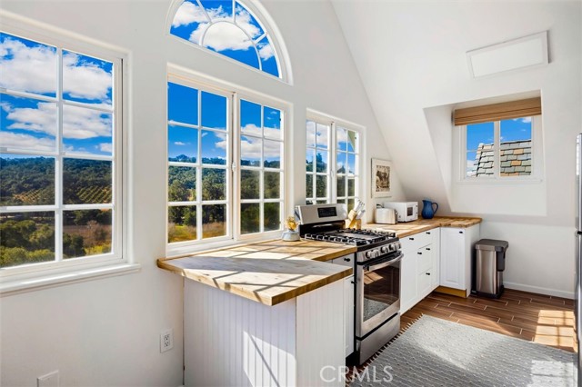 Detail Gallery Image 30 of 44 For 172 Falcon Crest, Arroyo Grande,  CA 93420 - 4 Beds | 3 Baths