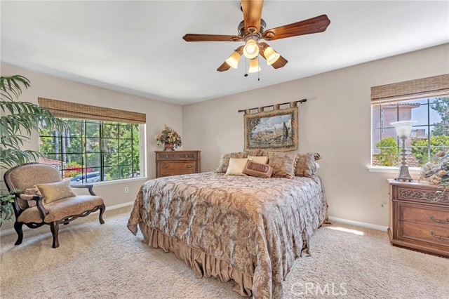 Detail Gallery Image 27 of 59 For 19350 Winged Foot Cir, Porter Ranch,  CA 91326 - 5 Beds | 4 Baths