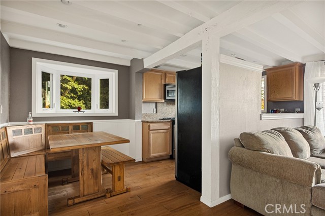 Detail Gallery Image 3 of 32 For 475 Woodsey Rd, Crestline,  CA 92325 - 3 Beds | 2 Baths