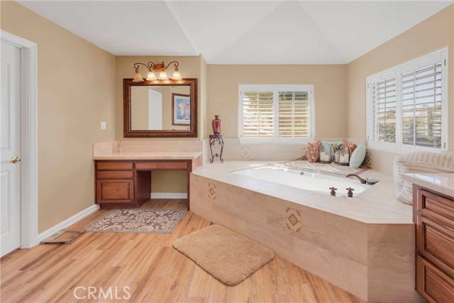 Detail Gallery Image 30 of 60 For 13880 Driftwood Dr, Victorville,  CA 92395 - 4 Beds | 3 Baths