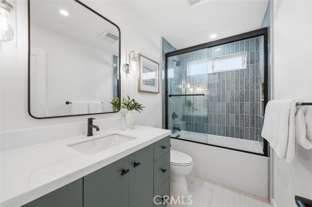 Detail Gallery Image 23 of 28 For 3521 Pine Ave, Manhattan Beach,  CA 90266 - 3 Beds | 2 Baths