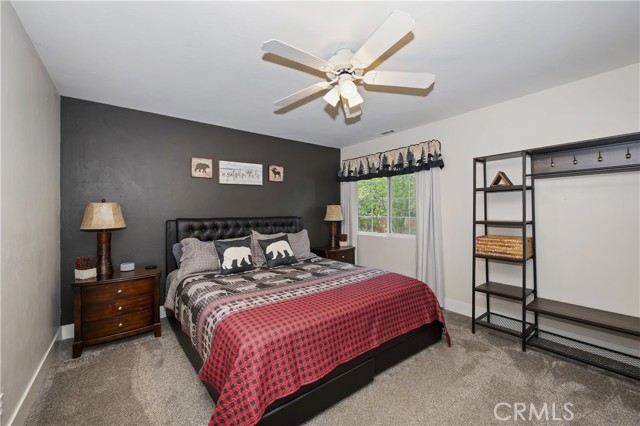 42824 Cedar Avenue, Big Bear Lake, CA 92315