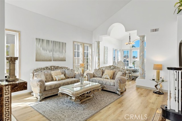 21221 Hillsdale, Huntington Beach CA: https://media.crmls.org/medias/8185c426-faec-4225-a146-78f9a392c801.jpg