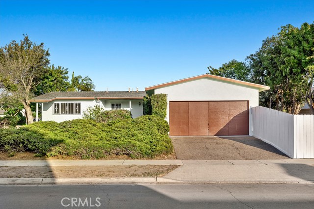 1435 Mariners Drive, Newport Beach, California 92660, 3 Bedrooms Bedrooms, ,2 BathroomsBathrooms,Residential Purchase,For Sale,Mariners,NP21258843