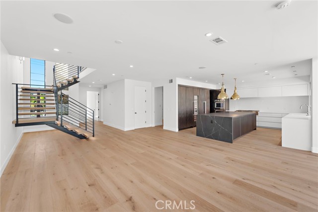 Detail Gallery Image 13 of 40 For 207 W Avenida San Antonio, San Clemente,  CA 92672 - 5 Beds | 4/1 Baths