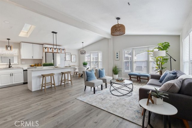 Detail Gallery Image 9 of 45 For 907 Ironwood, Fountain Valley,  CA 92708 - 3 Beds | 2 Baths