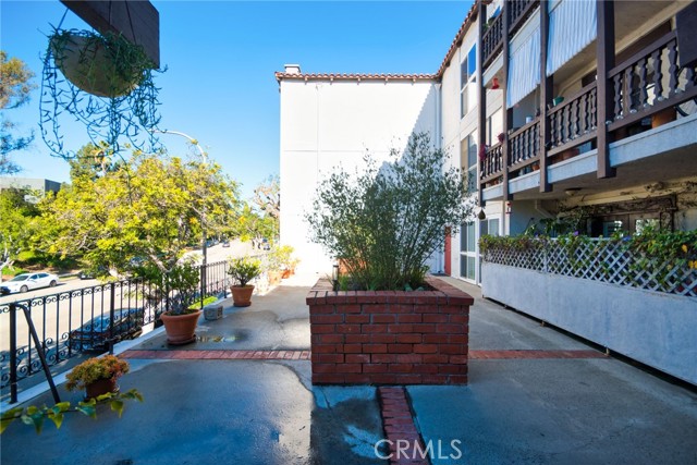 Detail Gallery Image 32 of 34 For 6124 Buckingham, Culver City,  CA 90230 - 1 Beds | 1 Baths