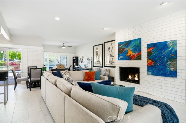 46125 Burroweed Ln., Palm Desert CA: https://media.crmls.org/medias/818872ca-ada4-43db-902a-f531add72f64.jpg