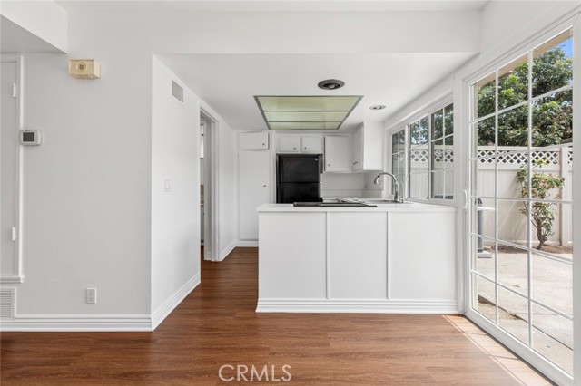 Detail Gallery Image 9 of 56 For 11879 Sungrove Cir, Garden Grove,  CA 92840 - 3 Beds | 2/1 Baths