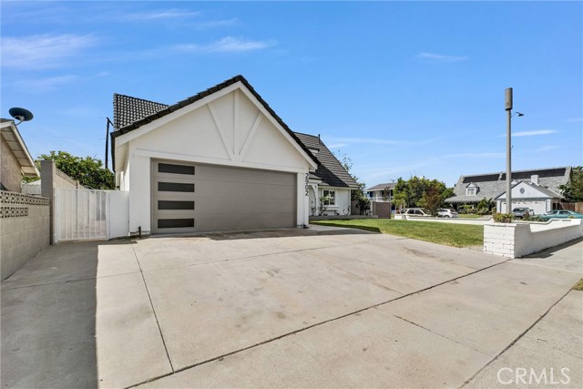 Image 7 of 45 For 2902 Winfield