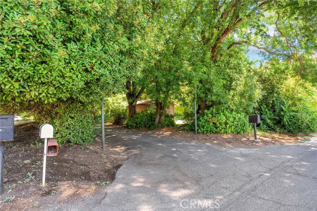 2176 Bidwell Avenue, Chico CA: https://media.crmls.org/medias/818a1bff-409c-4aef-8131-85a25e13c65b.jpg