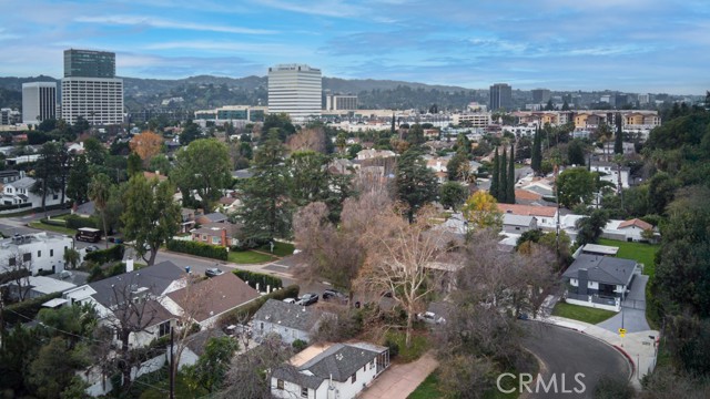 Detail Gallery Image 24 of 27 For 4867 Noble, Sherman Oaks,  CA 91403 - 3 Beds | 2 Baths
