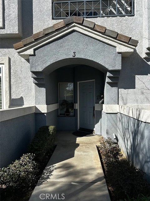 Detail Gallery Image 2 of 11 For 2230 Indigo Hills Dr #3,  Corona,  CA 92879 - 3 Beds | 2/1 Baths