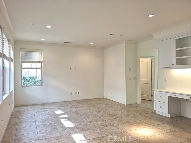27 Larkfield, Irvine CA: https://media.crmls.org/medias/818b7142-231a-4edc-8971-384dcec220e7.jpg
