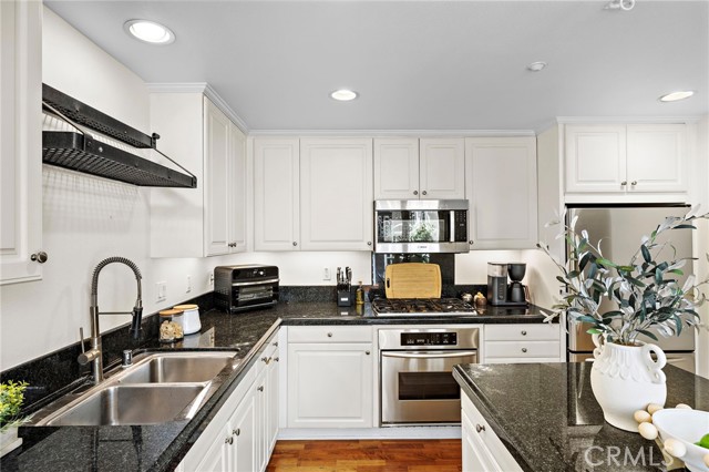 Detail Gallery Image 15 of 50 For 67 Orange Blossom Cir, Ladera Ranch,  CA 92694 - 3 Beds | 2/1 Baths