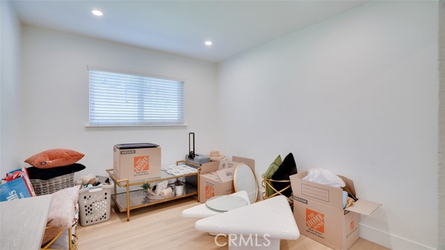 Detail Gallery Image 35 of 46 For 1301 Cameo Dr, Tustin,  CA 92780 - 4 Beds | 2 Baths