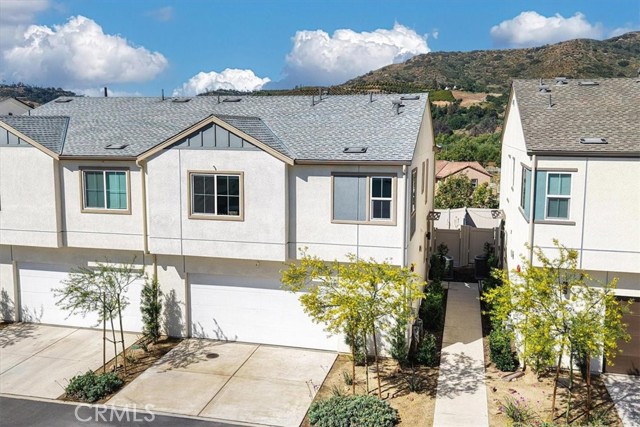35246 Blossom, Fallbrook CA: https://media.crmls.org/medias/818e2285-c445-4383-8af4-aaae7fc6aa1b.jpg