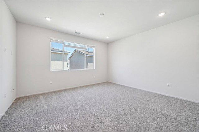 2097 Bergamot Street, Redlands CA: https://media.crmls.org/medias/818f269f-bbb9-4b62-934e-531ea7610add.jpg