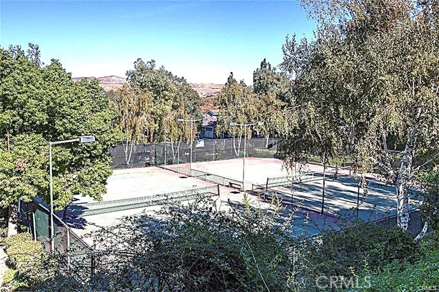 Detail Gallery Image 18 of 18 For 26922 Flo, Canyon Country,  CA 91351 - 2 Beds | 2 Baths