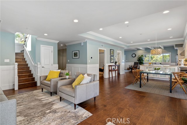 523 Juanita Avenue, Redondo Beach, California 90277, 5 Bedrooms Bedrooms, ,2 BathroomsBathrooms,Residential,Sold,Juanita,SB22083866