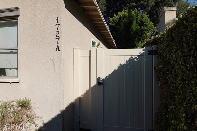 Detail Gallery Image 16 of 20 For 1727 Hiawatha Dr a,  Glendale,  CA 91208 - 2 Beds | 2 Baths