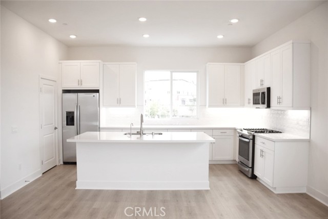 1630 Saratoga Lane, San Pedro CA: https://media.crmls.org/medias/81910561-a283-49a0-a96b-44e18facbed3.jpg