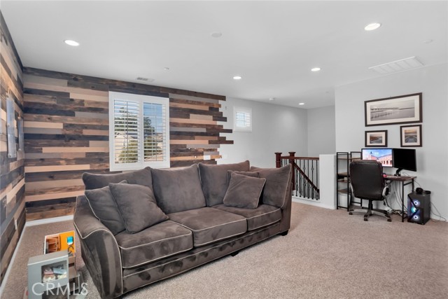 Image 3 of 57 For 22474 Flatwater Court
