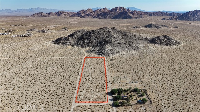 Detail Gallery Image 1 of 10 For 772 Porter St, Lucerne Valley,  CA 92356 - – Beds | – Baths