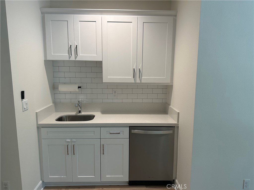 MLS #OC25270271 image #3