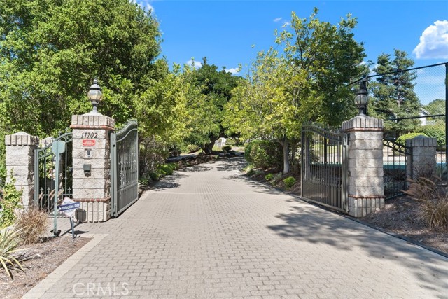 17702 Santiago Canyon Road, Silverado CA: https://media.crmls.org/medias/8192532c-9b65-420b-b4fd-dbb772b257ca.jpg
