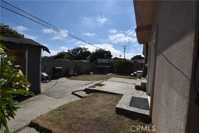 2608 Fisk Lane, Redondo Beach, California 90278, 4 Bedrooms Bedrooms, ,3 BathroomsBathrooms,Residential,Sold,Fisk,SB22168257