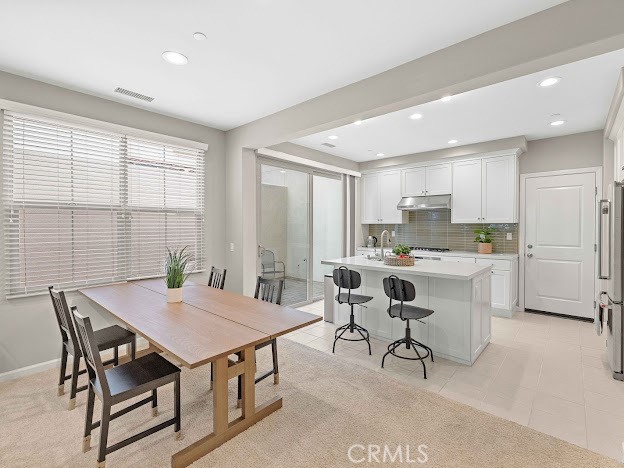 156 Outwest, Irvine CA: https://media.crmls.org/medias/8192e056-83c7-4d90-8987-565dd394cf0f.jpg