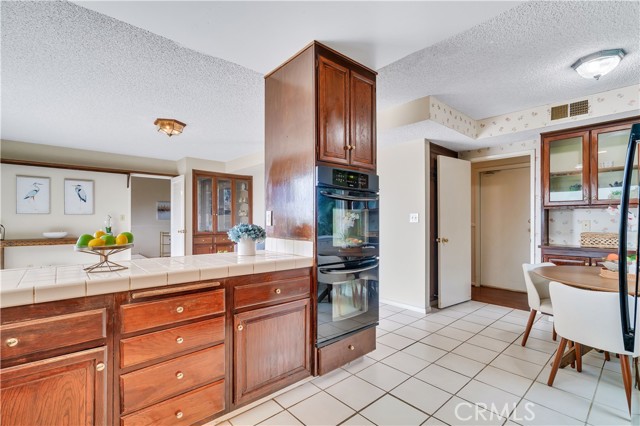 30715 Rue De La Pierre, Rancho Palos Verdes CA: https://media.crmls.org/medias/81930c88-ceda-41b5-9159-da08f9ce17a6.jpg