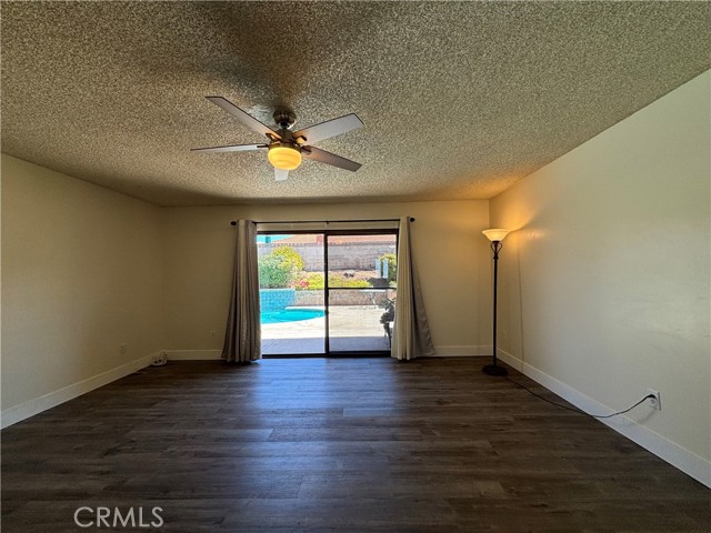 205 Ford Street, Redlands CA: https://media.crmls.org/medias/819417f0-ce9a-46ee-9ea5-1273e20bba99.jpg