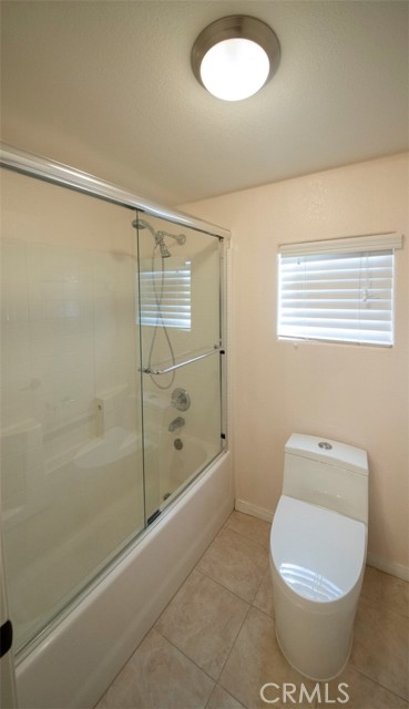Detail Gallery Image 32 of 42 For 12819 Shorewood St, Victorville,  CA 92392 - 4 Beds | 2/1 Baths