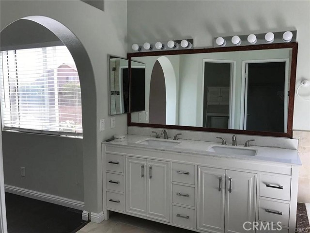 Detail Gallery Image 16 of 19 For 3535 Windstorm Way, Riverside,  CA 92503 - 4 Beds | 2/1 Baths