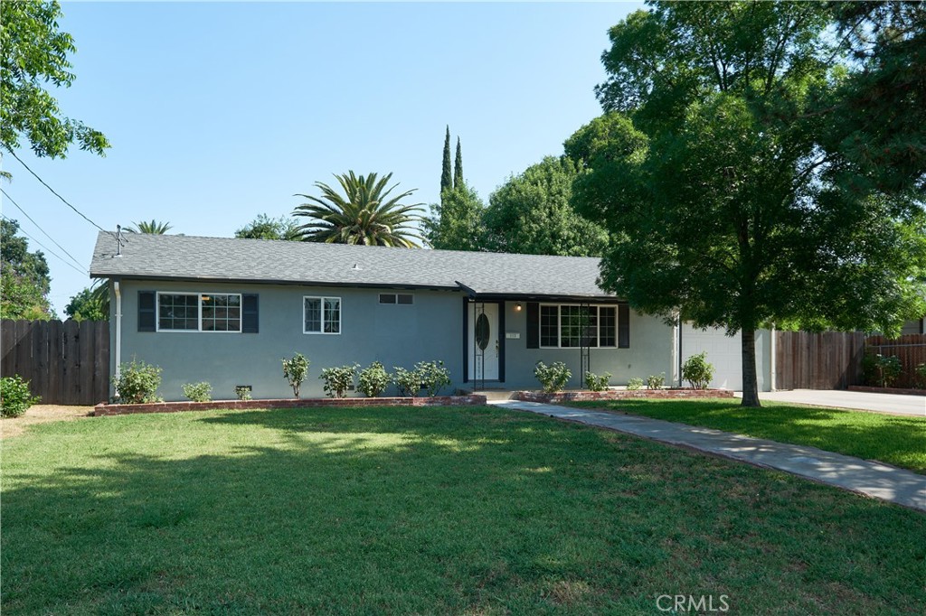 512 Maple Street