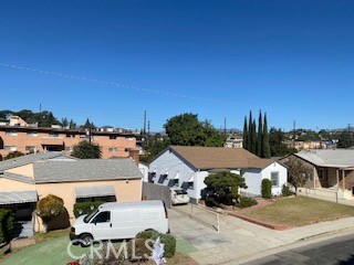 Detail Gallery Image 8 of 22 For 3914 Toland Way, Los Angeles,  CA 90065 - 3 Beds | 2 Baths