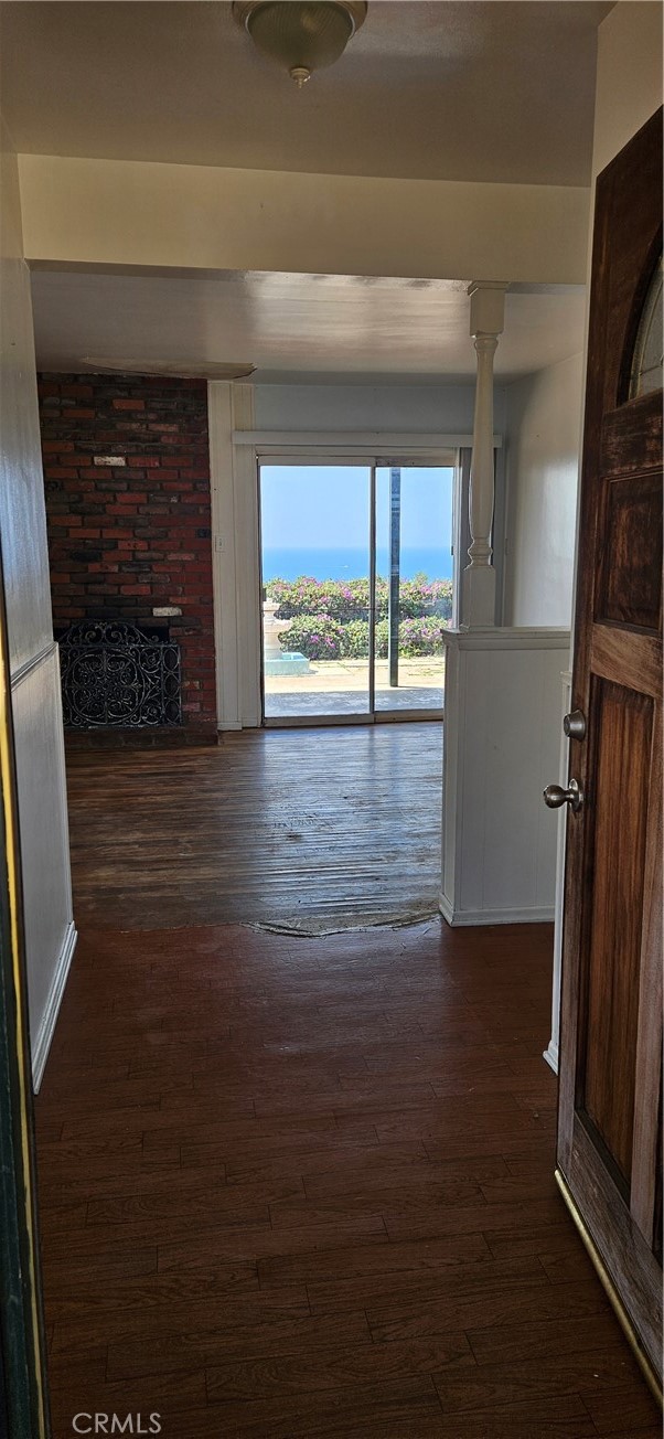 417 Via La Soledad, Redondo Beach CA: https://media.crmls.org/medias/8196f74f-c333-4a9e-97d4-b409be0cef80.jpg