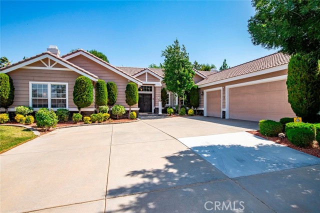 5618 Gardendale Lane, Palmdale CA: https://media.crmls.org/medias/819792f6-d9aa-4264-bb81-d6da790a3543.jpg