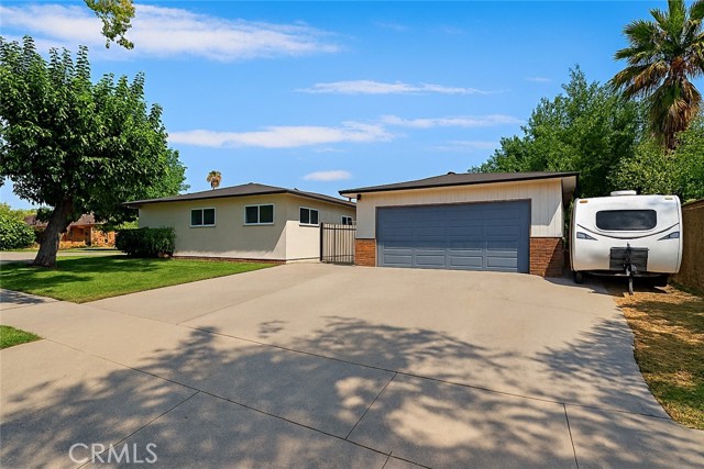 2965 Garden Drive, San Bernardino CA: https://media.crmls.org/medias/819867e0-32bb-4181-841e-4ff0b1e96d74.jpg