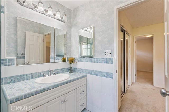 Detail Gallery Image 22 of 44 For 1632 Nelson Avenue, Manhattan Beach,  CA 90266 - 4 Beds | 2/1 Baths