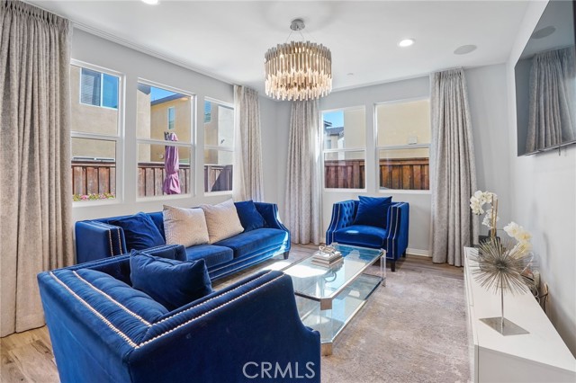 825 Sweetbay Lane, Los Angeles CA: https://media.crmls.org/medias/8199ad39-0659-41c6-8c4d-d0b11c4721a3.jpg